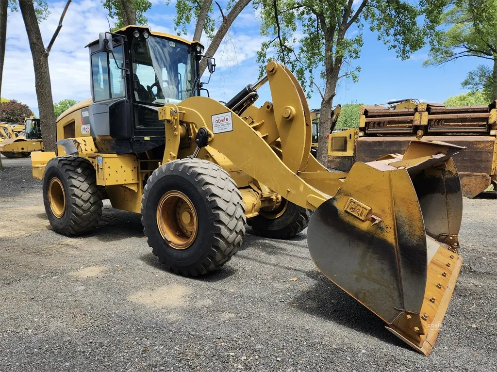 2016 Caterpillar 938M