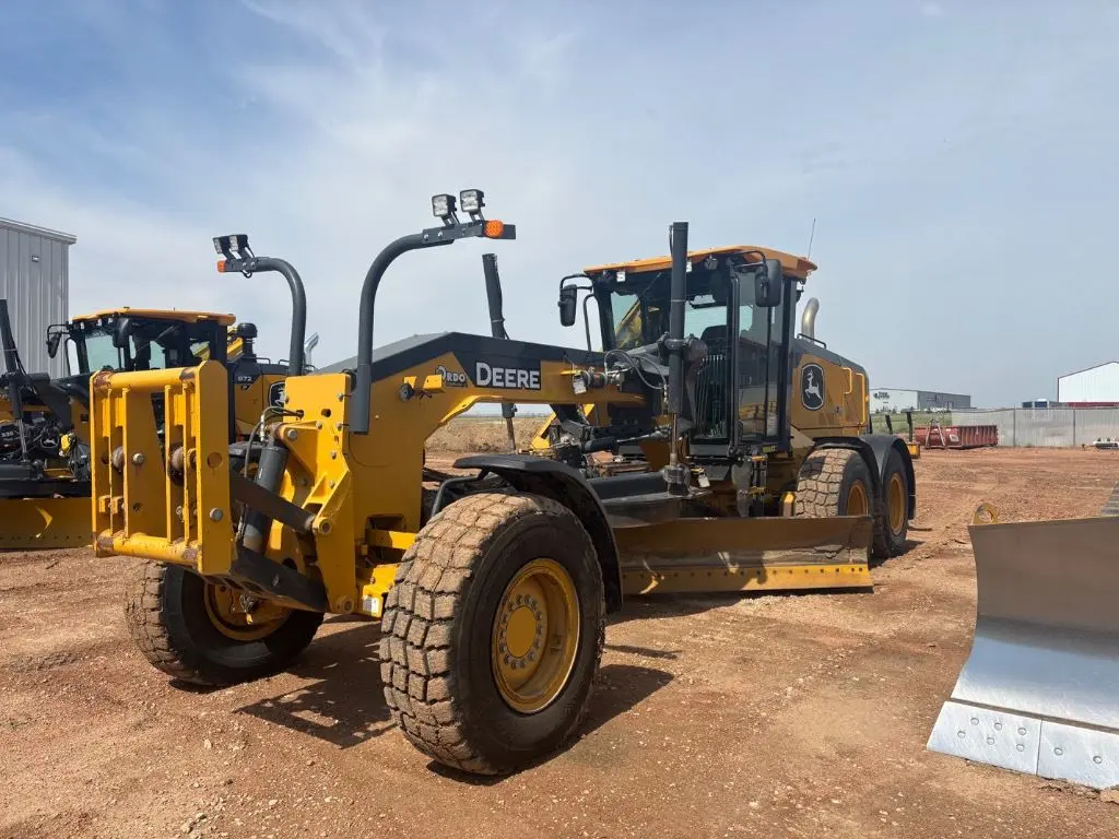 2022 John Deere 872G