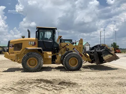 2021 Caterpillar 930M
