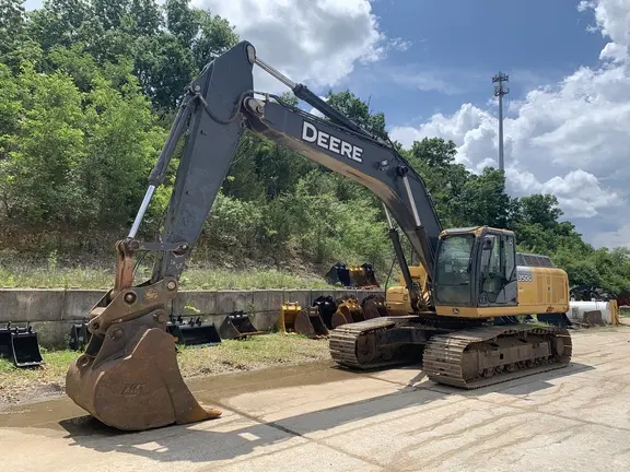 2013 John Deere 350G LC