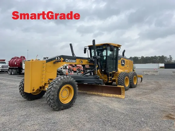2025 John Deere 672GP
