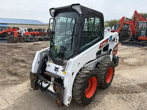 2025 Bobcat S450