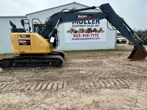 2022 John Deere 135G