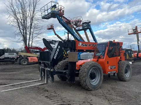 2023 SkyTrak 10054
