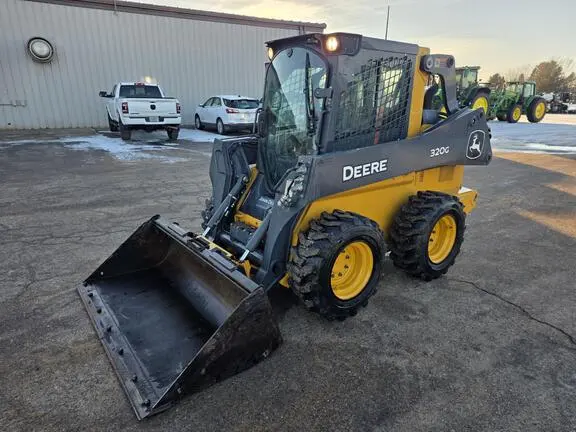 2023 John Deere 320G