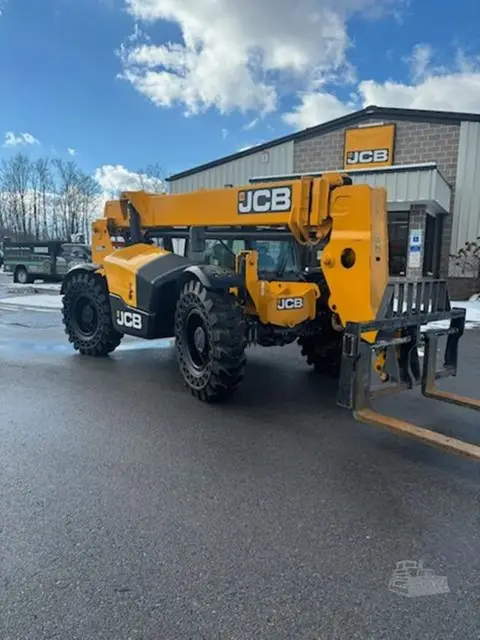 2022 JCB 509-42