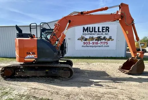 2018 Hitachi ZX135US-6