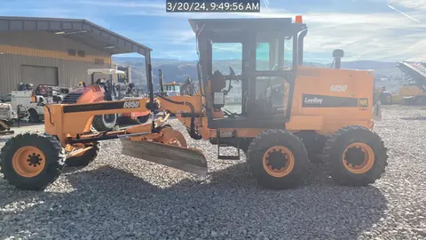 2022 LeeBoy 685D