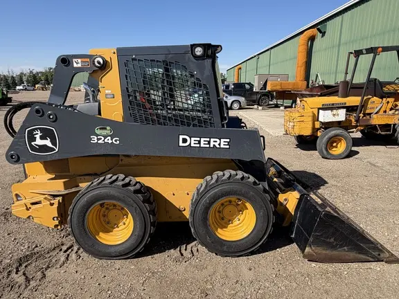 2019 John Deere 324G