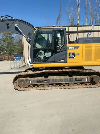 2022 John Deere 210GLC