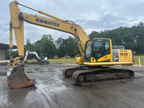 2019 Komatsu PC240LC-11