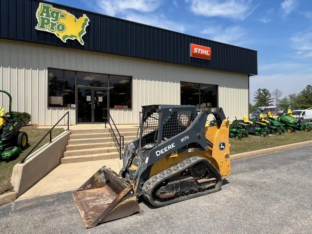 2019 John Deere 317G