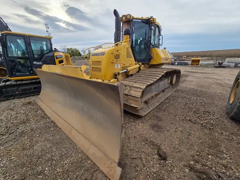 2022 Komatsu D71PXI-24