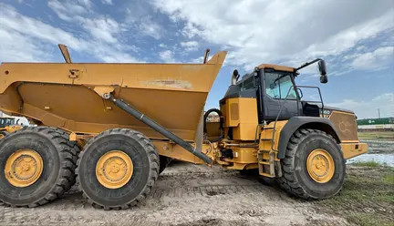 2023 John Deere 460P