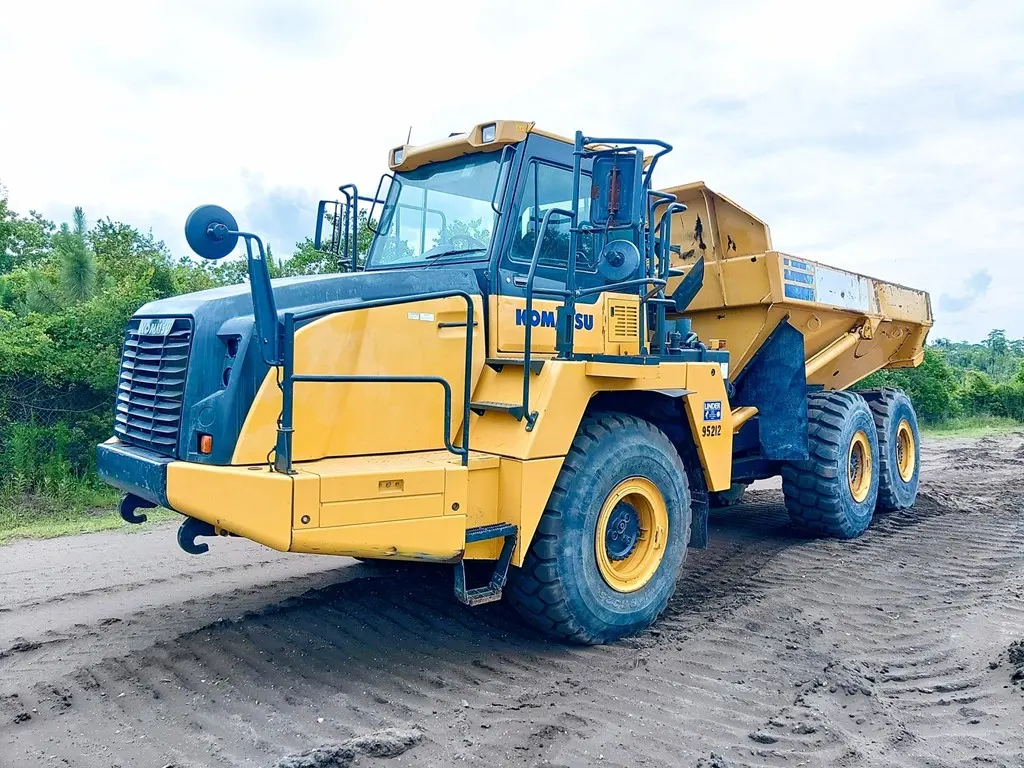 2020 Komatsu HM300-5