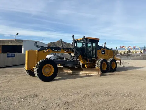 2022 John Deere 872G
