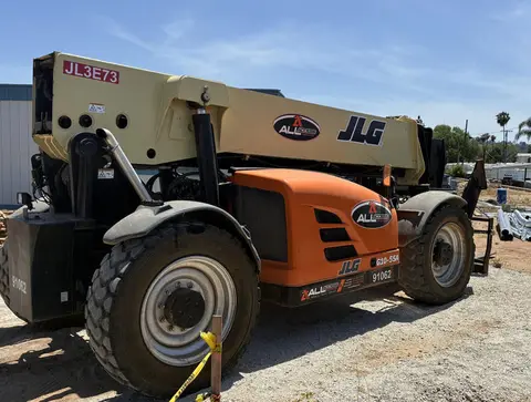 2014 JLG G10-55A