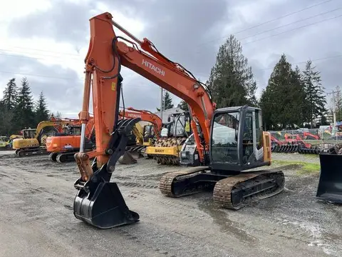 2011 Hitachi ZX135US-3