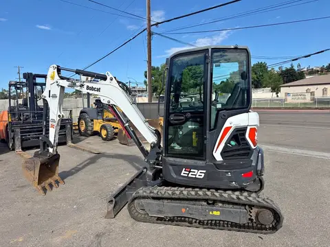 2021 Bobcat E26