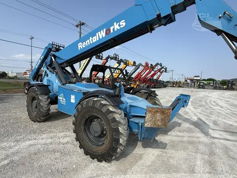 2017 Genie GTH1056