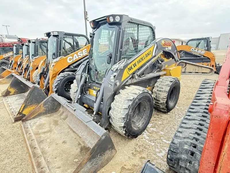 2020 New Holland L328