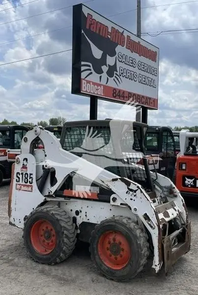 2012 Bobcat S185