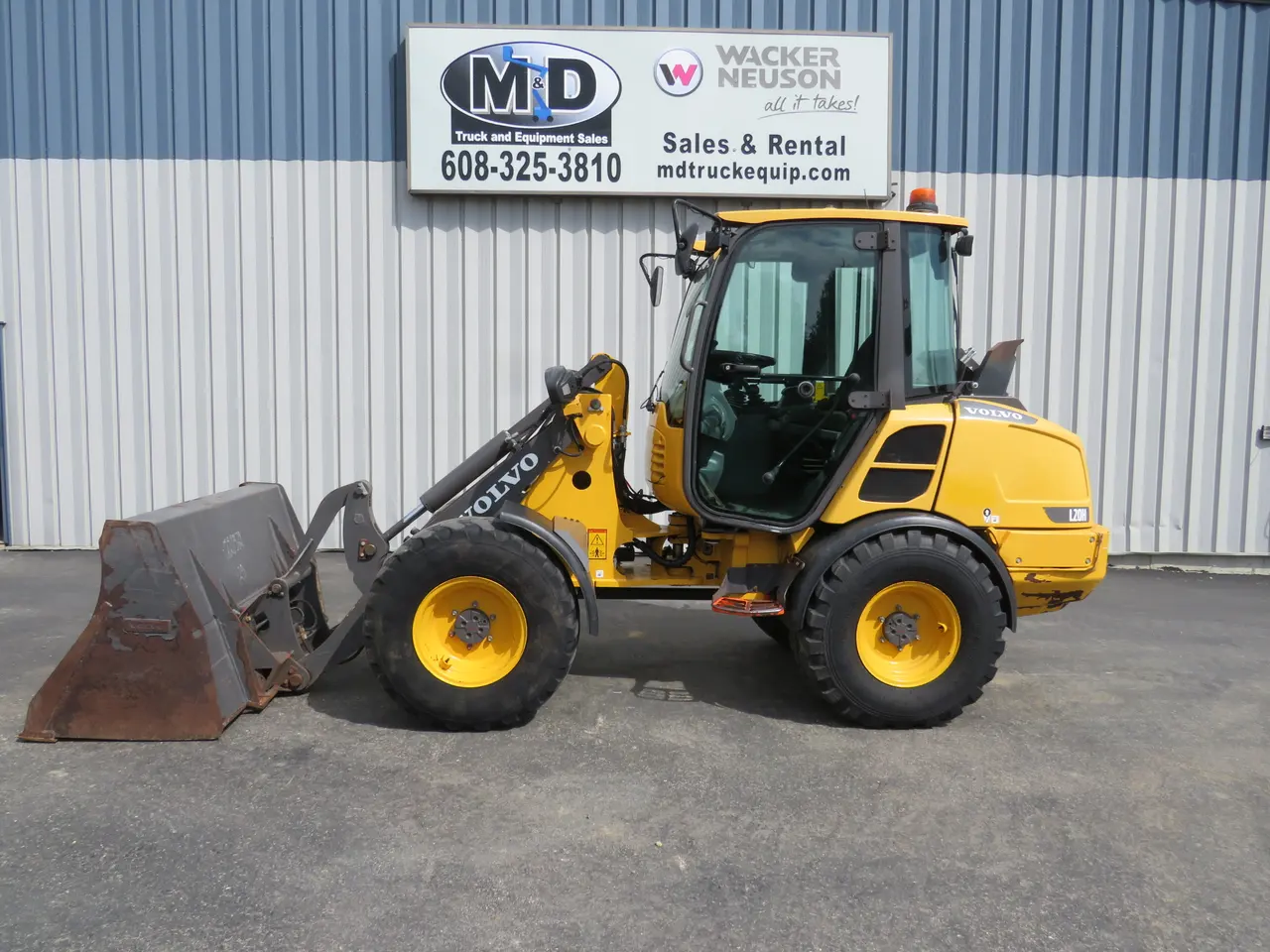 2021 Volvo L20H
