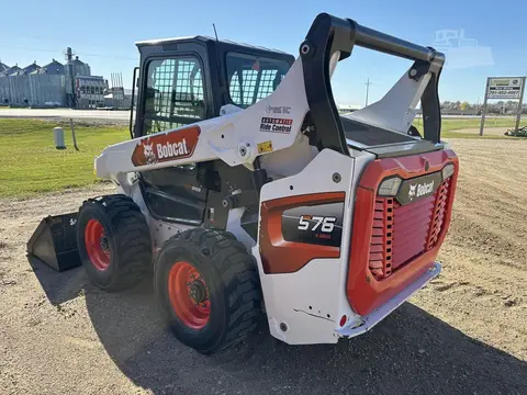 2023 Bobcat S76