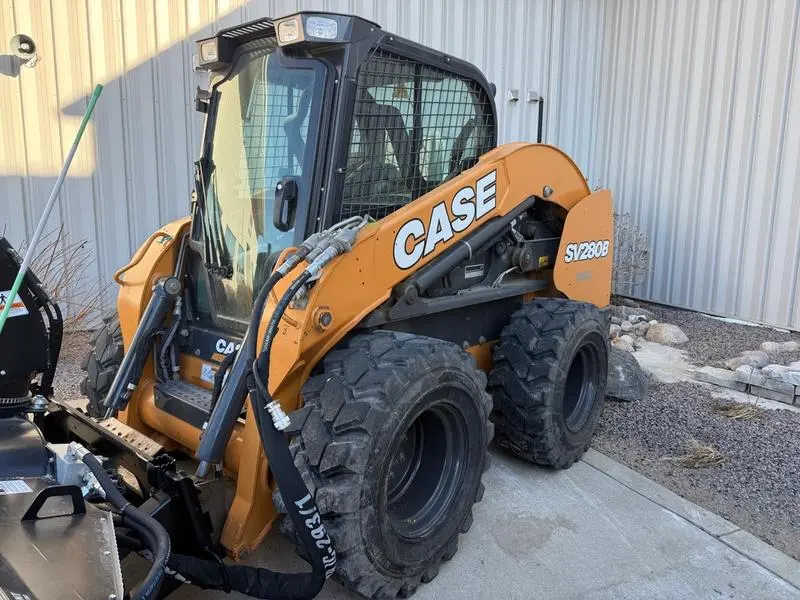 2021 Case SV280B