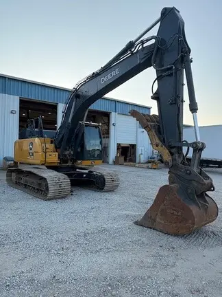 2023 John Deere 210P
