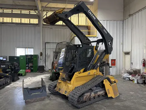 2023 John Deere 333G