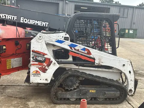 2022 Bobcat T450