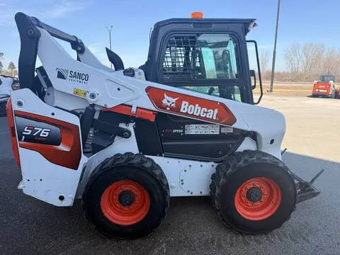 2021 Bobcat S76