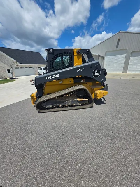 2023 John Deere 333G