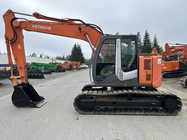 2011 Hitachi ZX135US-3