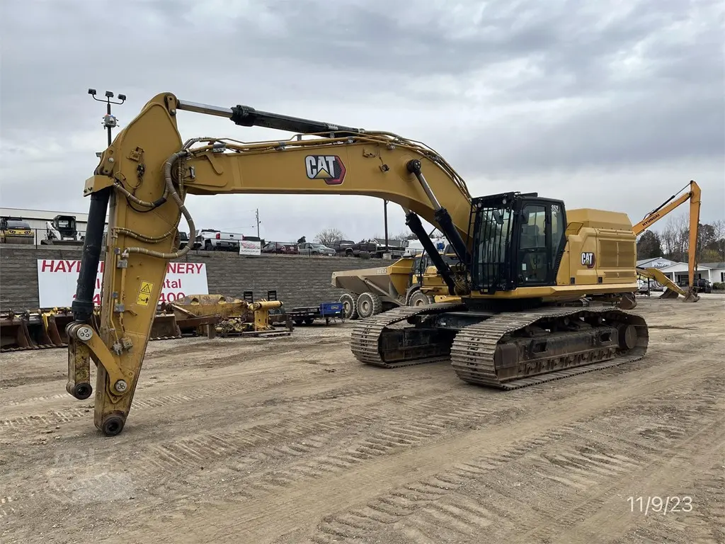2020 Caterpillar 352