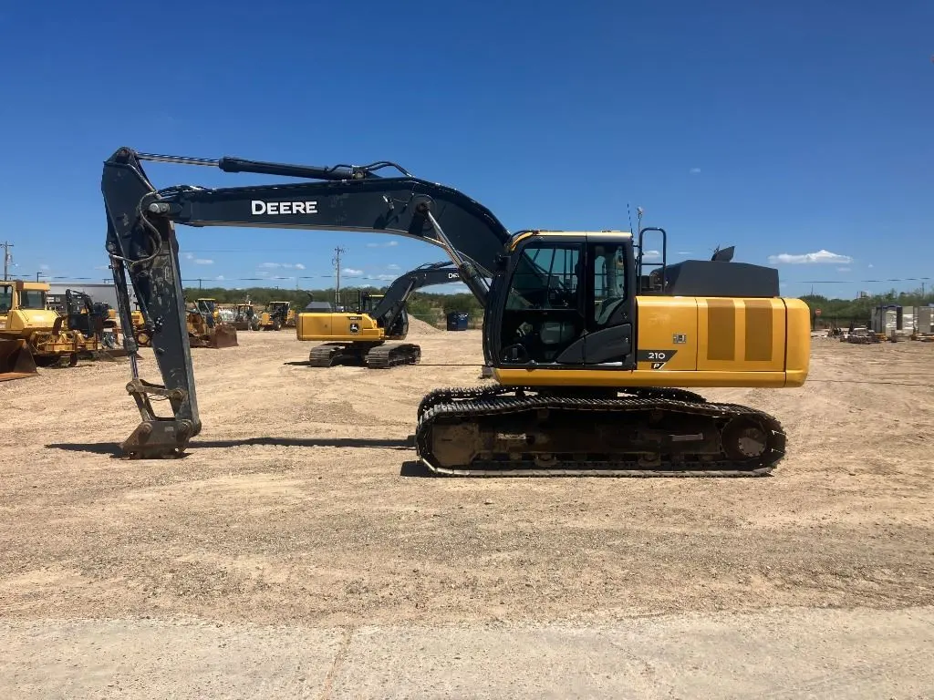 2023 John Deere 210P