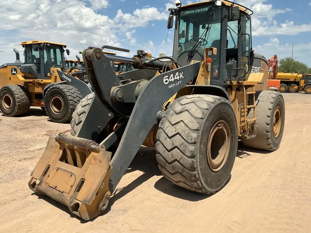 2019 John Deere 644K