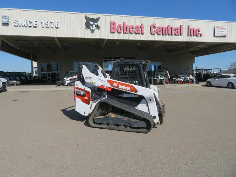 2021 Bobcat T76