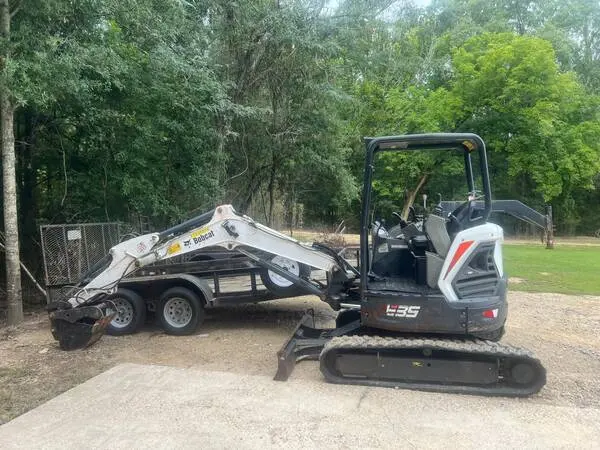 2021 Bobcat E35