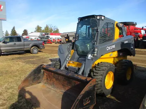 2024 John Deere 330G