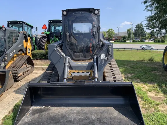 2022 John Deere 325G