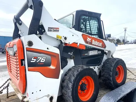 2022 Bobcat S76