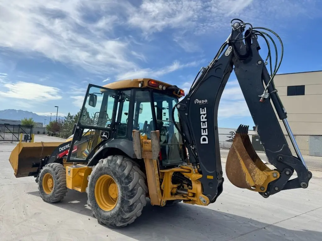 2023 John Deere 410P