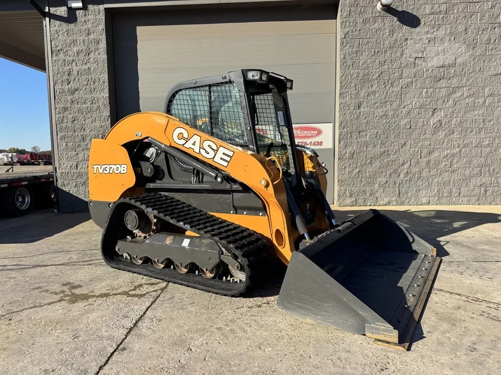 2023 Case TV370B