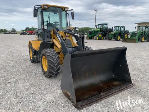2016 John Deere 324K