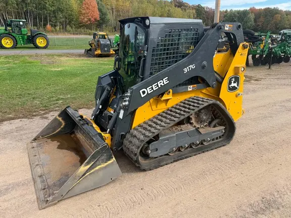 2025 John Deere 317G