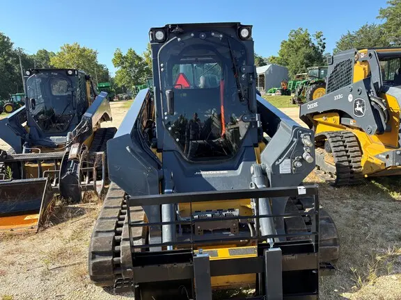 2023 John Deere 333G