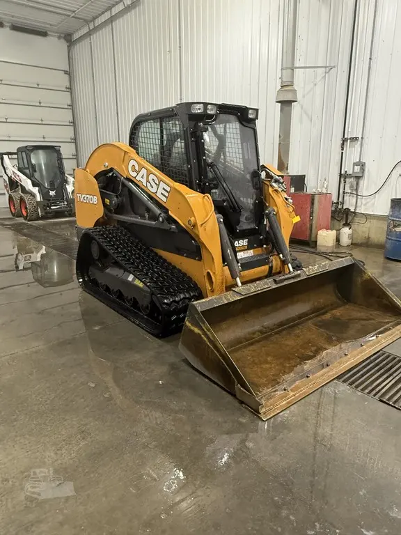 2023 Case TV370B