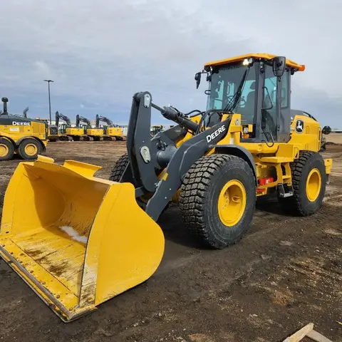 2024 John Deere 544P